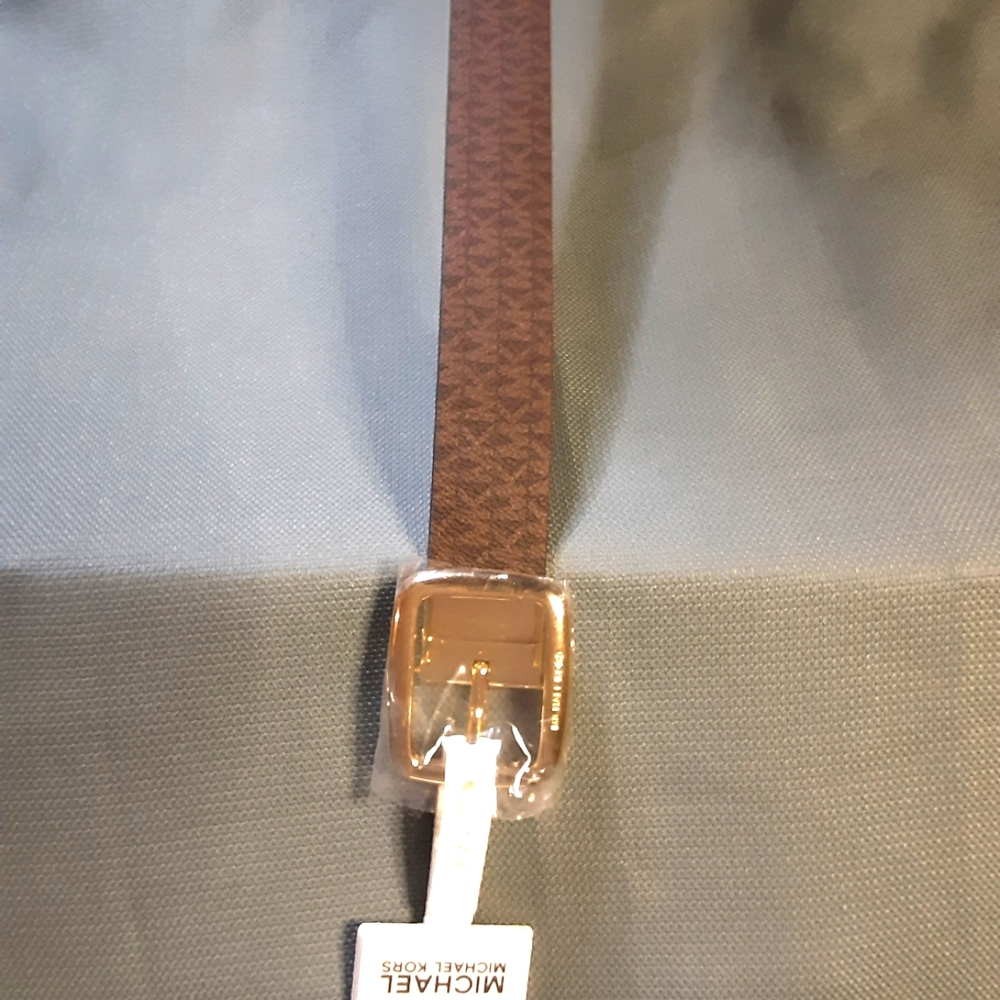 Women's Michael Kors Reversible  Belt